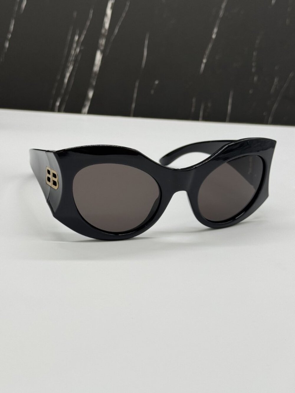 NEW BALENCIAGA BB0256S 001 BLACK BUTTERFLY WOMEN SUNGLASSES BALENCIAGA EYEWEAR - Picture 5 of 12